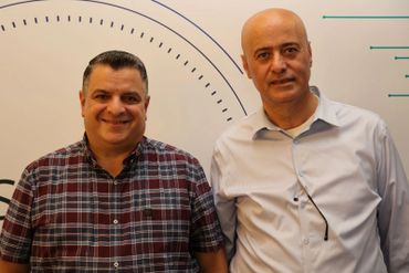 rs=w_370,cg_true,m (15)